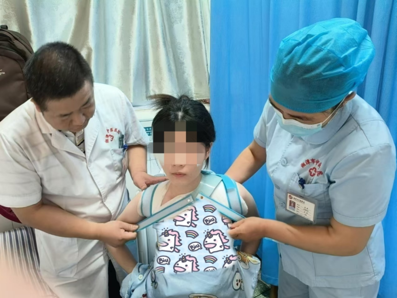 【卓越医疗】锁骨骨折不开刀 中医正骨有妙招 【卓越医疗】锁骨骨折不开刀 中医正骨有妙招