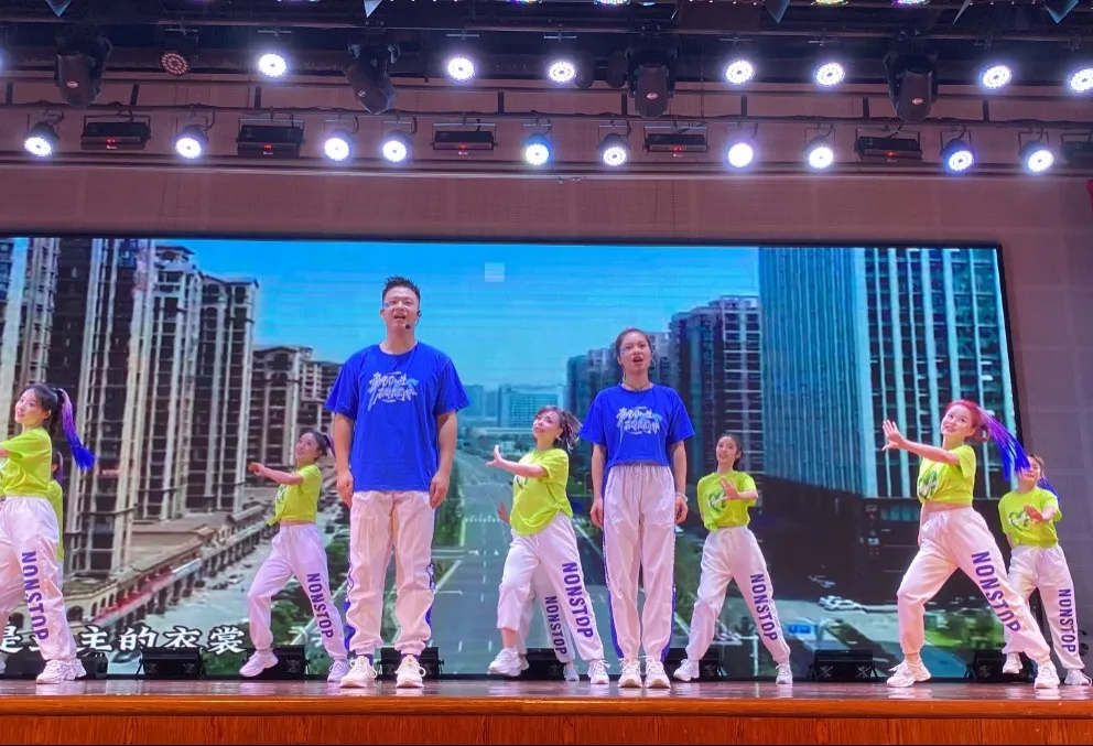 博览群书·知行合一 湘潭市住建局开展全民阅读好书推荐活动 博览群书·知行合一 湘潭市住建局开展全民阅读好书推荐活动