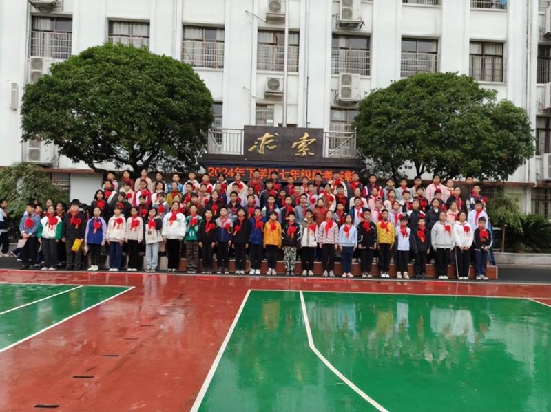 榜样力量,引领学风新篇章 榜样力量,引领学风新篇章