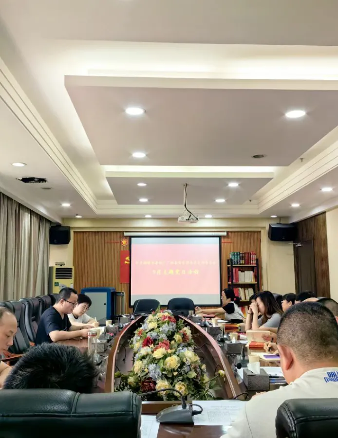 博览群书·知行合一 市住建局开展全民阅读好书推荐活动 博览群书·知行合一 市住建局开展全民阅读好书推荐活动