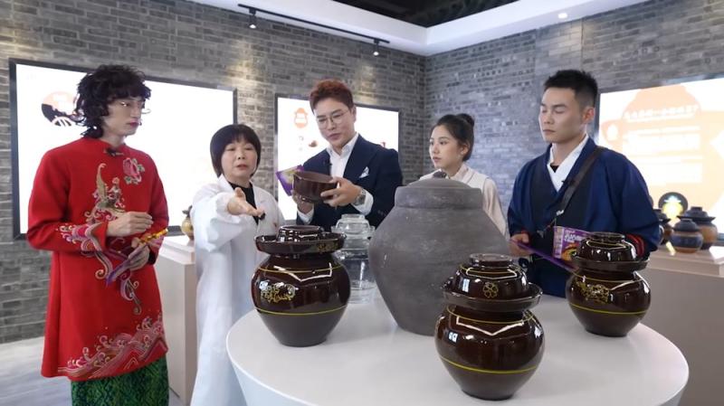 统一老坛酸菜供应商工厂参观第11年 快手团深度揭秘品质奥秘