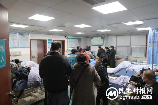 真实的医护“朋友圈”,哪有什么“天选打工人”! 真实的医护“朋友圈”,哪有什么“天选打工人”!