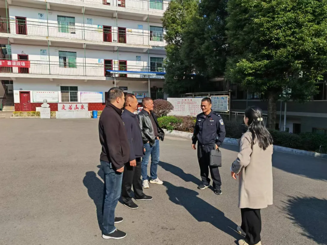 护航成长“警”相随|石鼓派出所:加强隐患排查 筑牢校园“平安盾” 护航成长“警”相随|石鼓派出所:加强隐患排查 筑牢校园“平安盾”