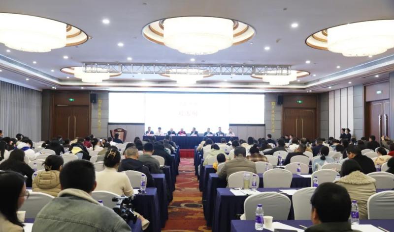 【中医·医者红】湘潭市中医医院成功举办刘志明国医大师老年病学术经验研修班 【中医·医者红】湘潭市中医医院成功举办刘志明国医大师老年病学术经验研修班