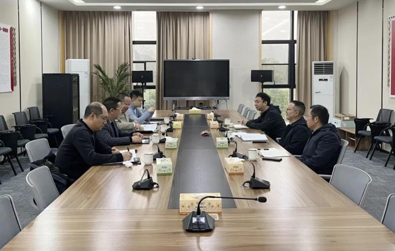 启源储能系统(深圳)有限公司吴启师一行来雨湖区考察 启源储能系统(深圳)有限公司吴启师一行来雨湖区考察