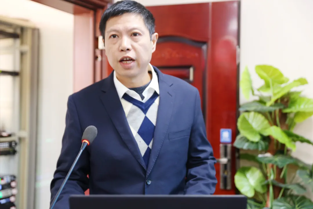 医院2024年高级职称竞聘述职会:人才优中选优,赋能医院进阶新篇 医院2024年高级职称竞聘述职会:人才优中选优,赋能医院进阶新篇