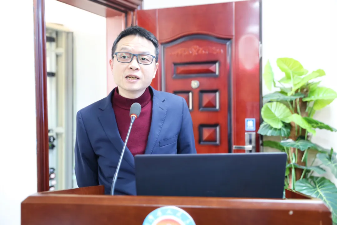 医院2024年高级职称竞聘述职会:人才优中选优,赋能医院进阶新篇 医院2024年高级职称竞聘述职会:人才优中选优,赋能医院进阶新篇