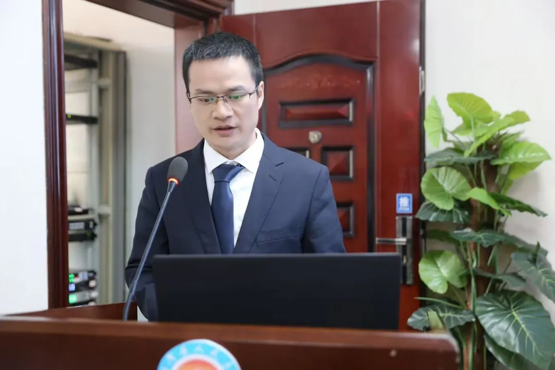 医院2024年高级职称竞聘述职会:人才优中选优,赋能医院进阶新篇 医院2024年高级职称竞聘述职会:人才优中选优,赋能医院进阶新篇