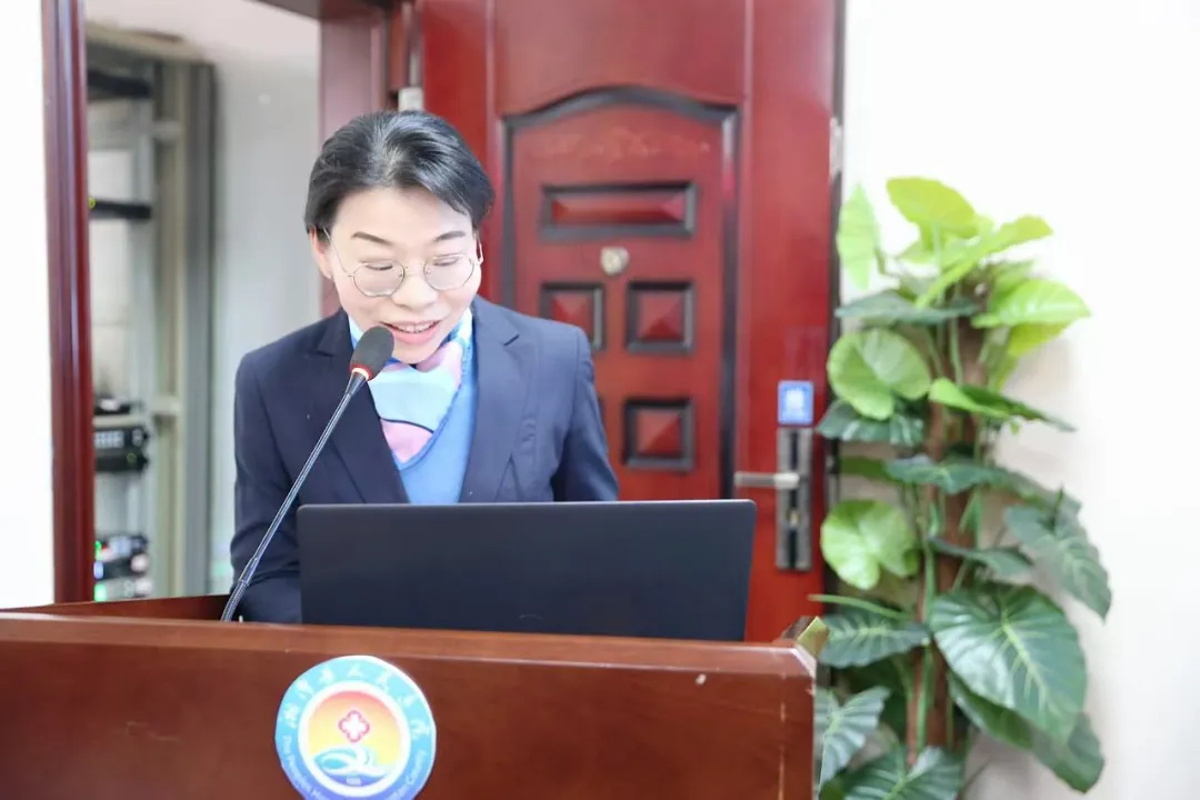 医院2024年高级职称竞聘述职会:人才优中选优,赋能医院进阶新篇 医院2024年高级职称竞聘述职会:人才优中选优,赋能医院进阶新篇