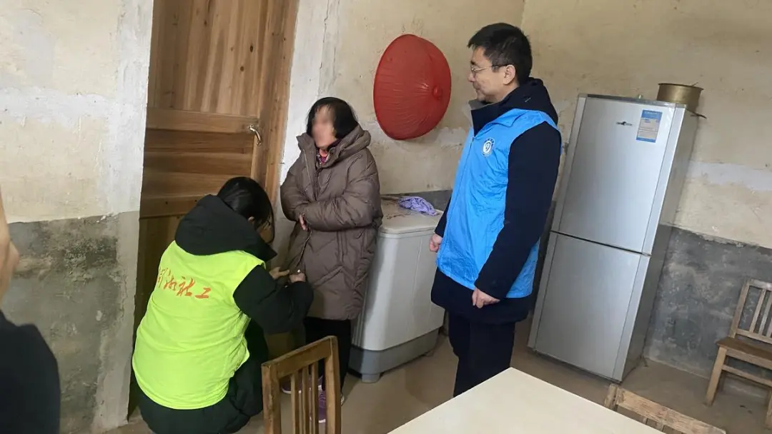 第一批湘潭籍返乡受助人员实现“微心愿” 第一批湘潭籍返乡受助人员实现“微心愿”