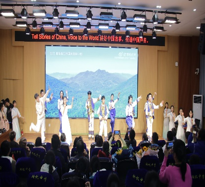 tell stories of china, voice to the world. 讲好中国故事,传递中国声音 tell stories of china, voice to the world. 讲好中国故事,传递中国声音