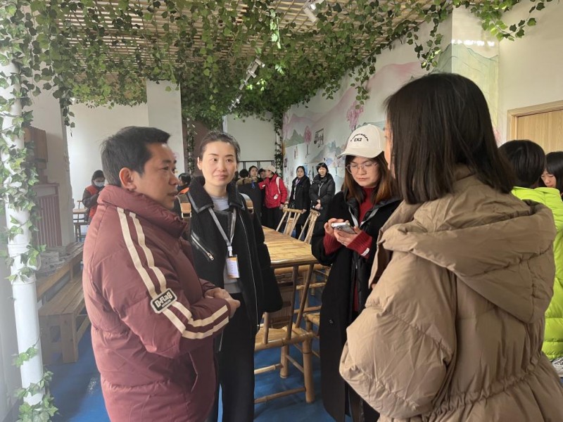 两地社区携手共进·交流共谱治理新篇 ——金壁社区馨竹苑小区接待大面街道分水社区骨干参访交流