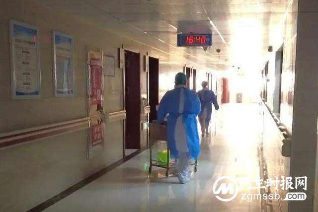 【坚守】直面病毒 他们用生命守护生命 【坚守】直面病毒 他们用生命守护生命