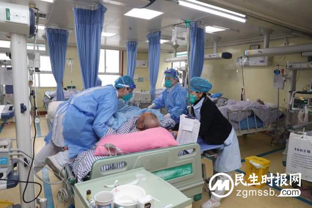 真实的医护“朋友圈”,哪有什么“天选打工人”! 真实的医护“朋友圈”,哪有什么“天选打工人”!