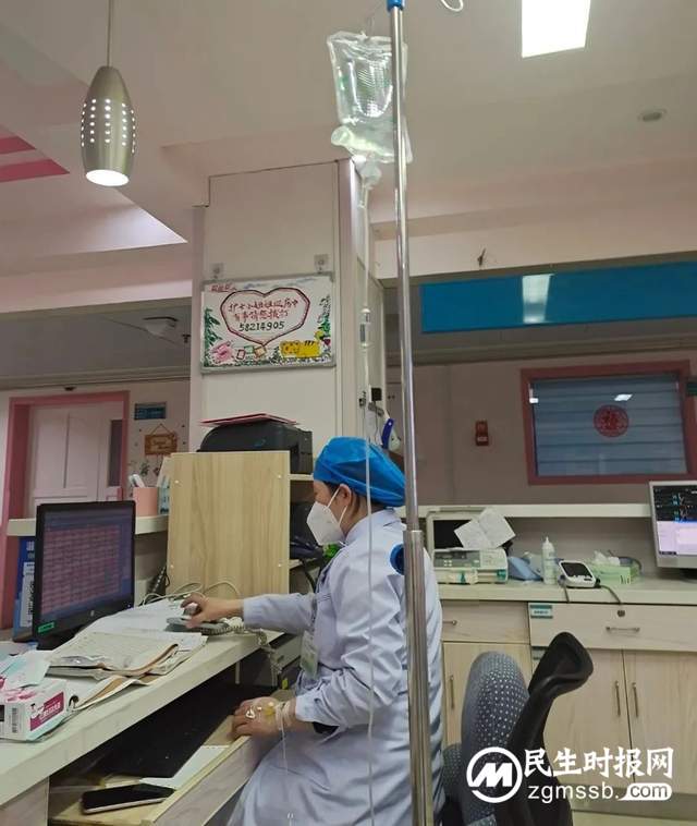 真实的医护“朋友圈”,哪有什么“天选打工人”! 真实的医护“朋友圈”,哪有什么“天选打工人”!